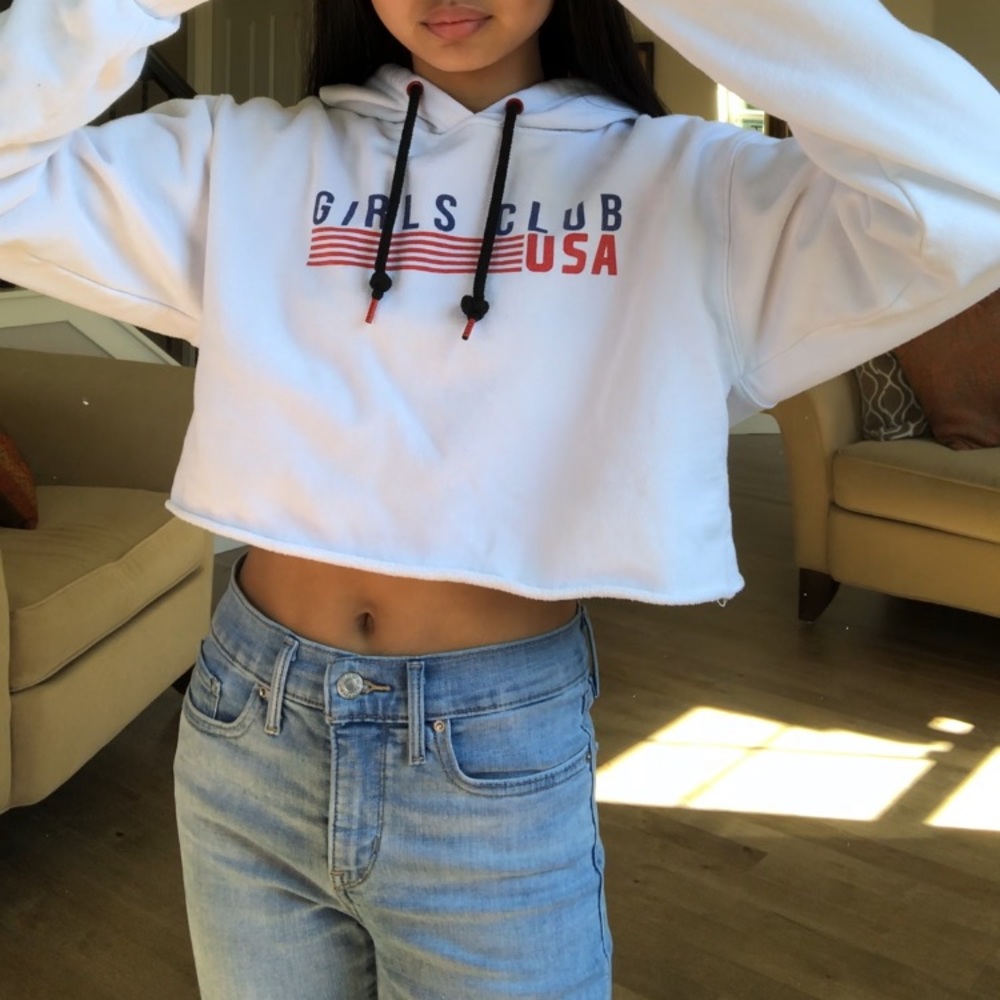 Soft Cropped Sweatshirt